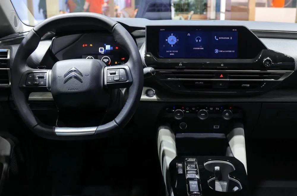 坦克500概念车机甲,坦克500机甲版