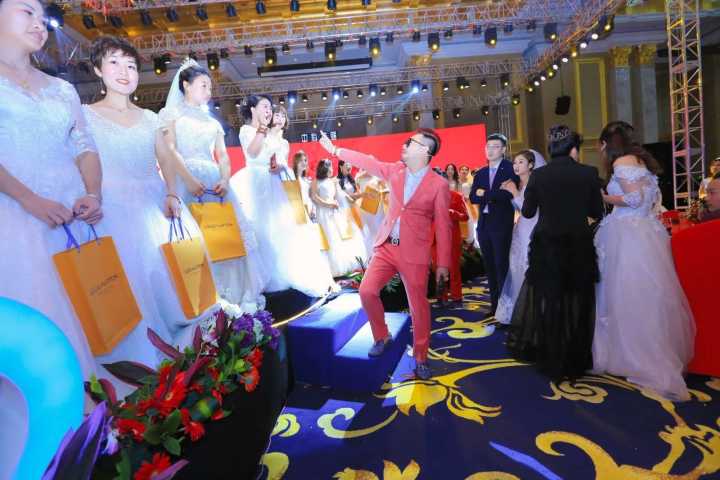 中科特膳背影哥简介,大佬背影哥