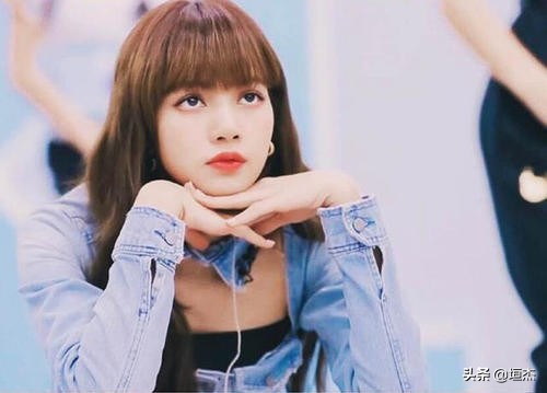 lisa可爱到爆炸的爸爸,lisa为大白爸爸庆生