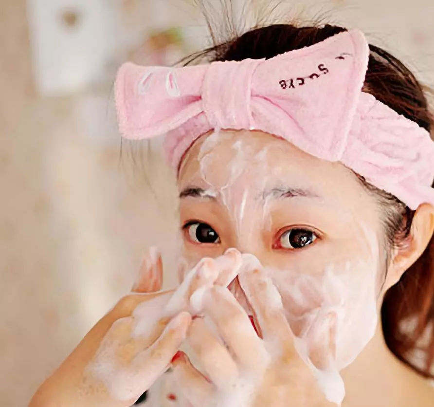 小气泡清洁推荐去黑头收缩毛孔,小气泡去黑头会让毛孔越来越大吗