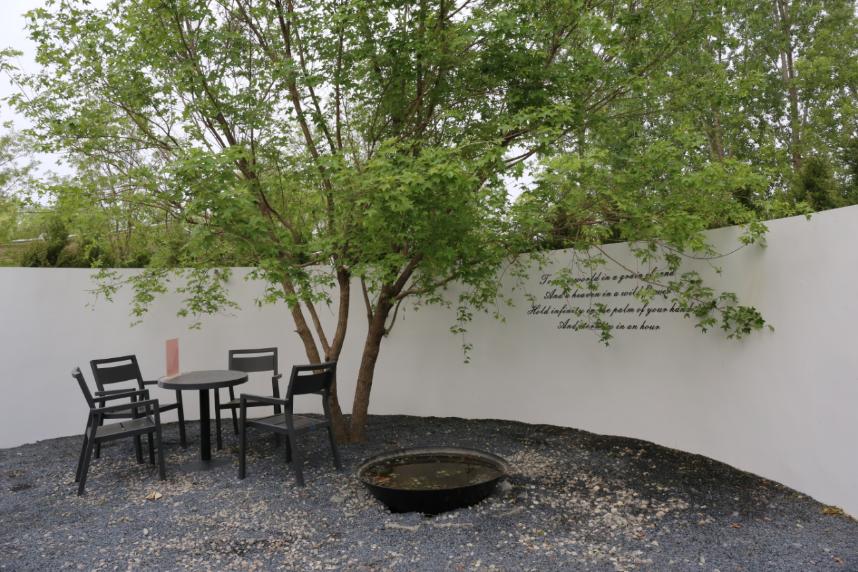 梦境中的花园来感受花园的魅力,这座花园带给你全新体验