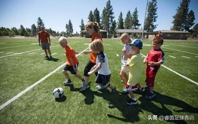 5-8岁足球训练方法,5岁足球小将训练视频