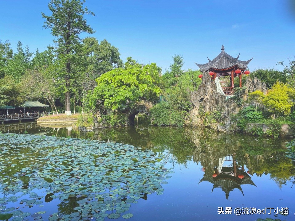 成都最大的欢乐谷,成都欢乐谷晚上门票多少钱