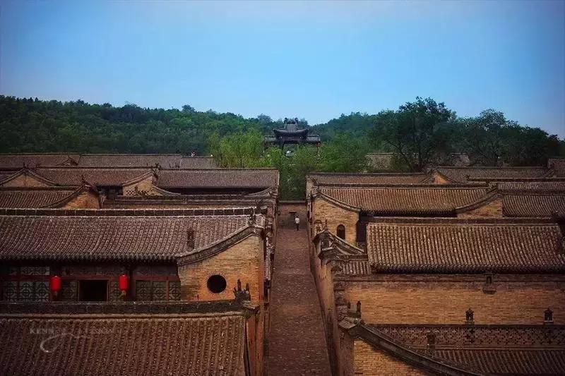 高铁直达西安旅游攻略,坐高铁到西安游古城墙和大雁塔