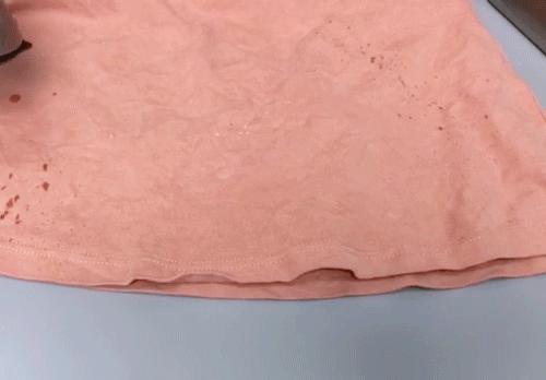 电熨斗去除衣服褶皱,衣服怎么熨小褶皱好用