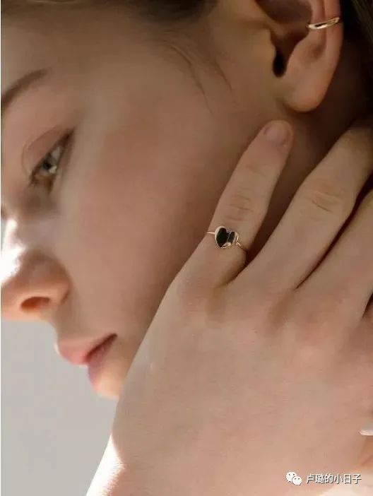 日常必备的10款首饰,选对首饰让你轻松拥有高级感