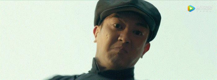 国产电影大男主没市场了？看完他演的“变态”，三场戏就征服全场