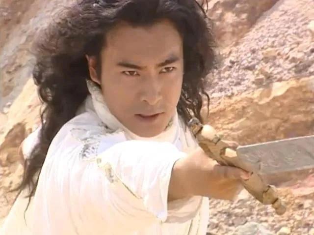 盘点武侠剧中掌法十大高手排名,武侠十大名剑