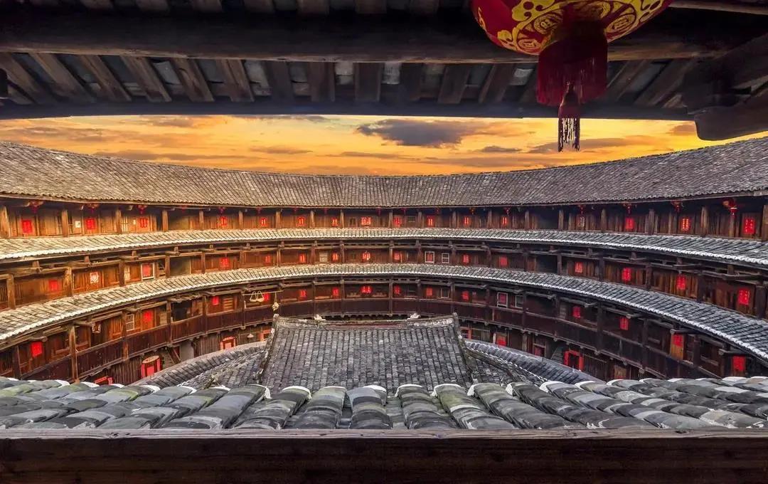 被烧之前的云南翁丁原始部落,我国最古老的村庄被烧毁