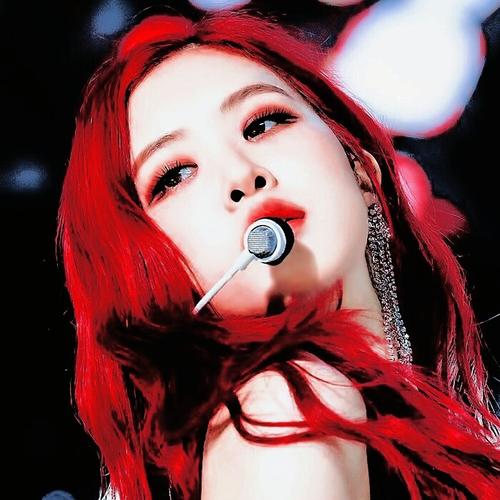 什么颜色的奶茶色好看又显白,染什么颜色显白减龄奶茶色