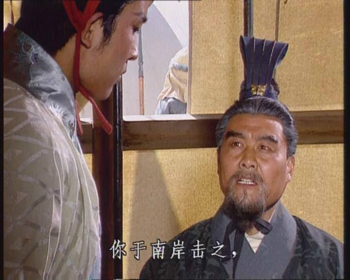 三国演义全集解说央视,三国演义连续剧片段赤壁鏖战