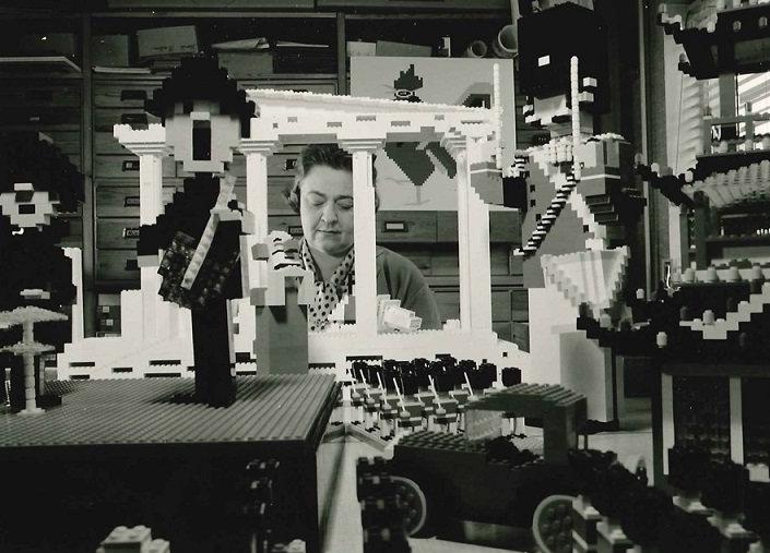 最大的积木玩具制造商,全球最大的玩具制造商