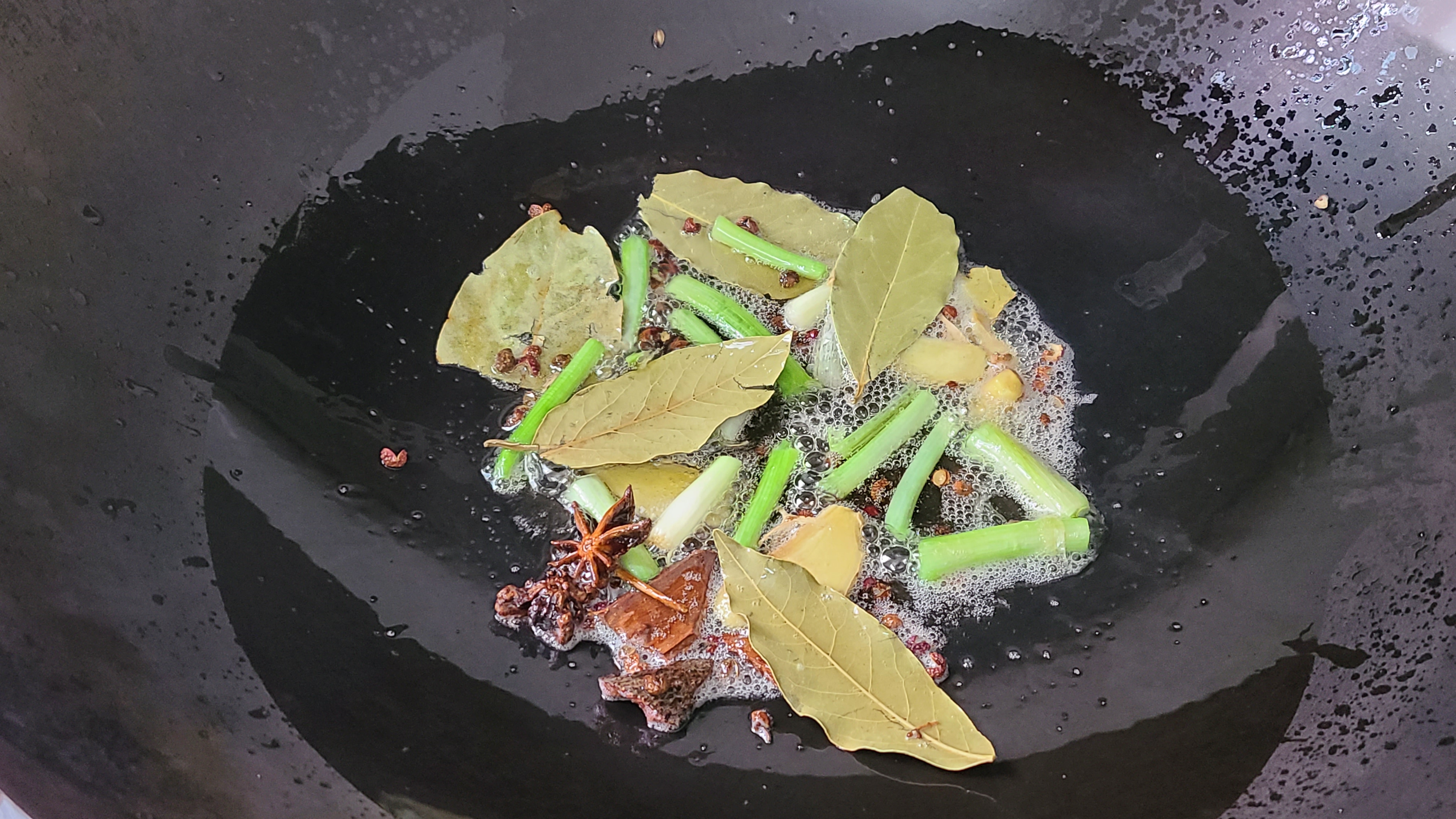 过年鸡肉怎么做酥肉,过年鸡肉怎么做好吃