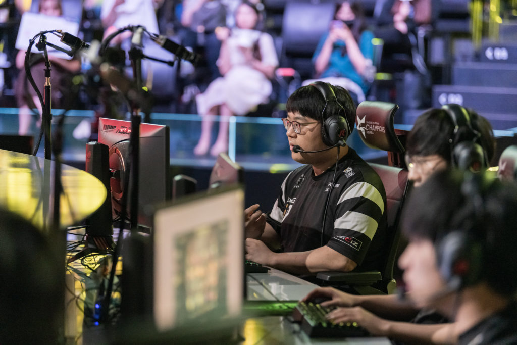 英雄联盟狗熊高端局,英雄联盟geng辅助