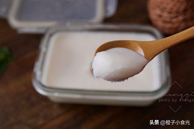 分享奶奶60年熬猪油的方法,老一辈熬猪油的方法