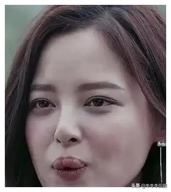 辛芷蕾说自己嘴唇厚,辛芷蕾的嘴唇为什么看起来怪怪的