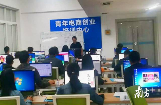 发展农村电商的主要举措有,农村电商发展的优点