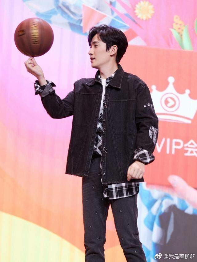 居老师朱一龙最新消息,朱一龙居老师