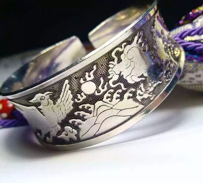 鉴别纯银项链银吊坠,怎样鉴别纯银制品