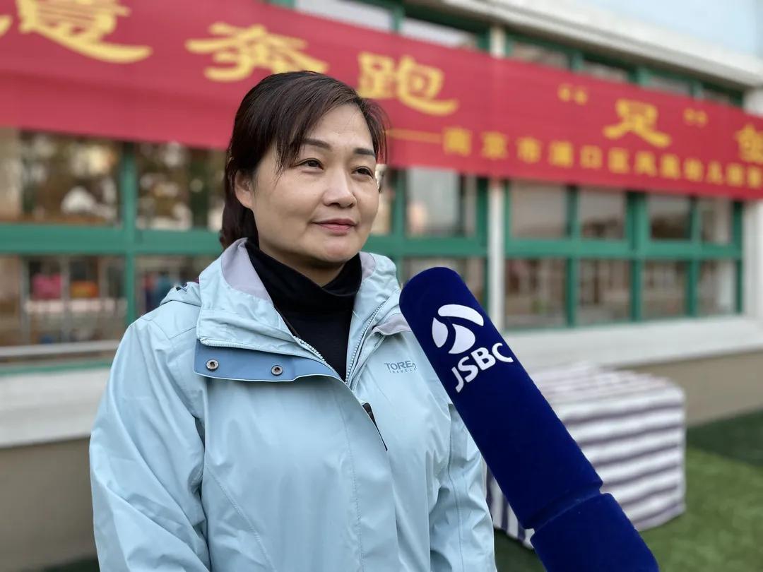 南京市浦口区凤凰幼儿园：快意奔跑“足”够精彩，点燃幼儿足球梦