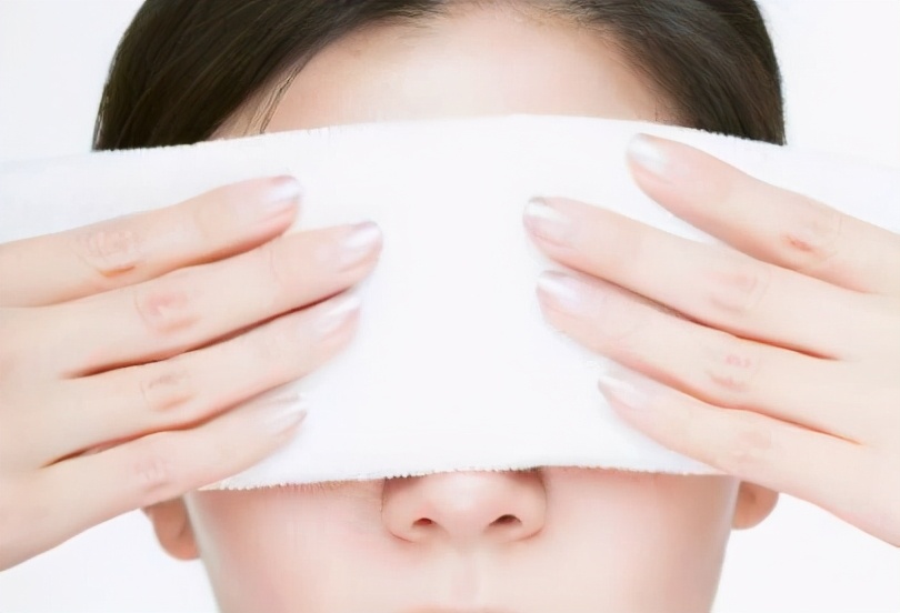 公主家眼霜用了发黑,公主家眼霜淡化黑眼圈好用吗