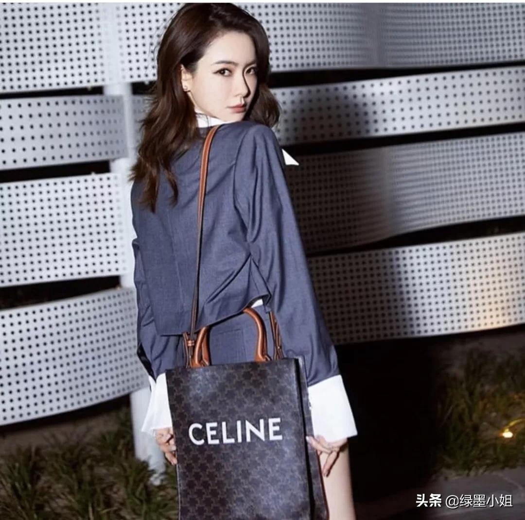 欧阳娜娜所有的包包,欧阳娜娜便宜的包包