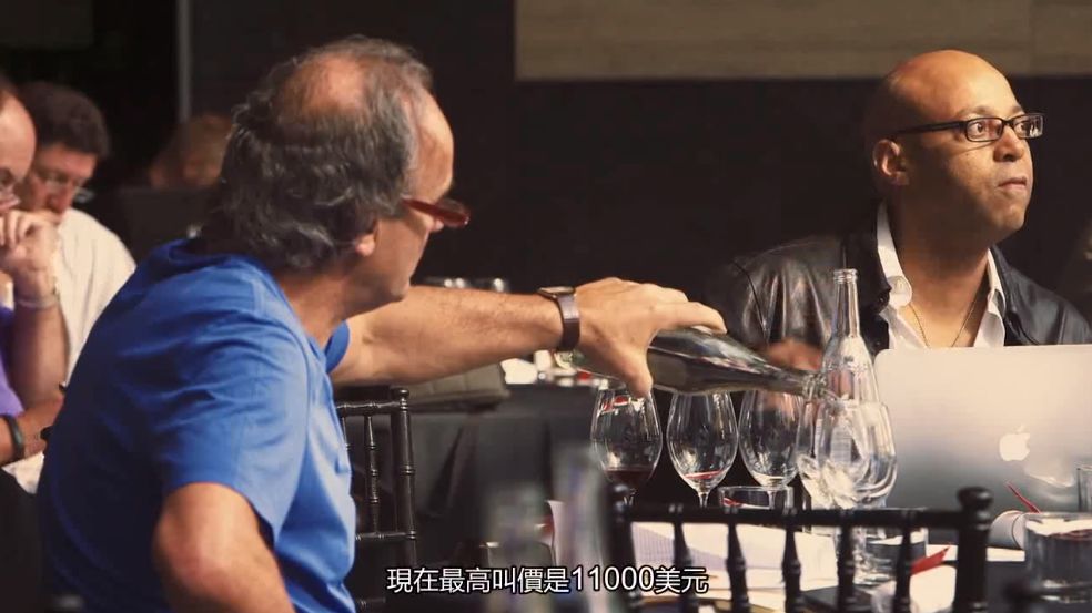 亚裔男子骗了美国富豪,亚裔小伙骗亿万富翁