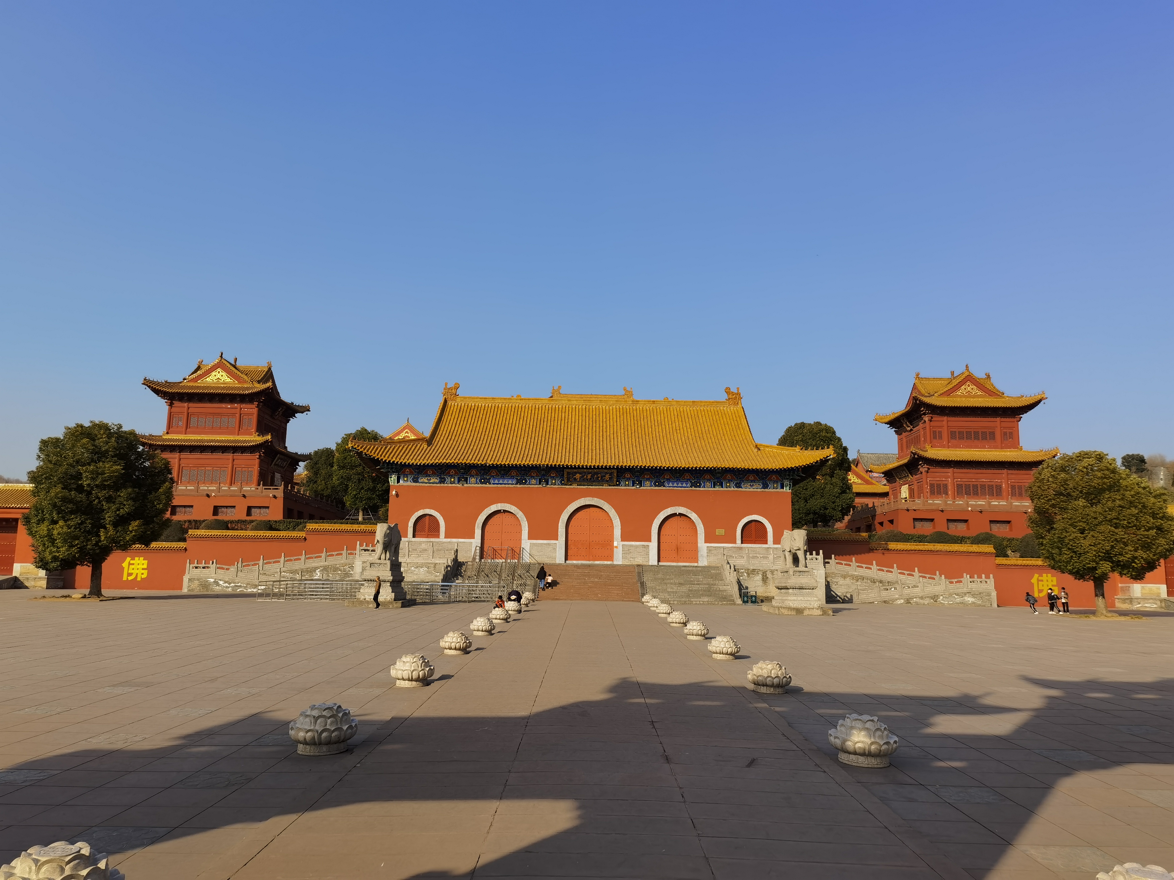 河南省平顶山市有没有大型寺庙,平顶山有哪些佛教寺院