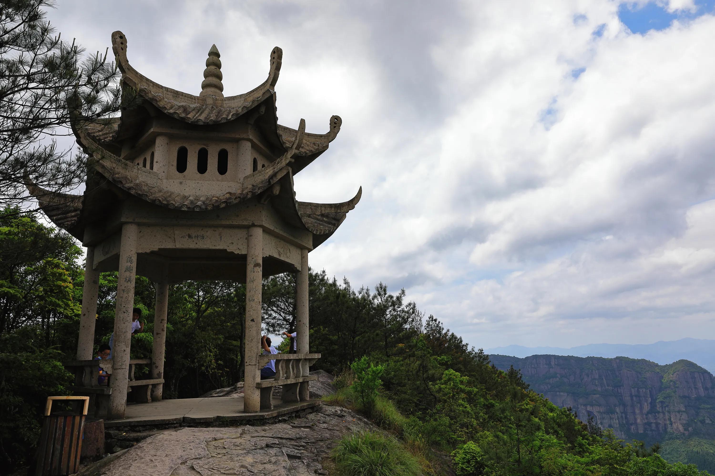 沿着高速看中国新一集,沿着高速一路看中国