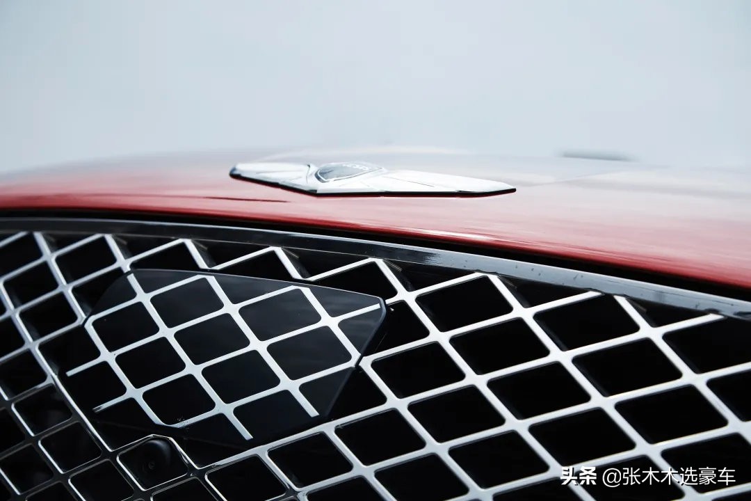 试驾捷尼赛思gv80豪华版,捷豹f-pace好看还是捷尼赛思g80好看