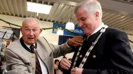 一战结束德国面对屈辱,一战宣告结束