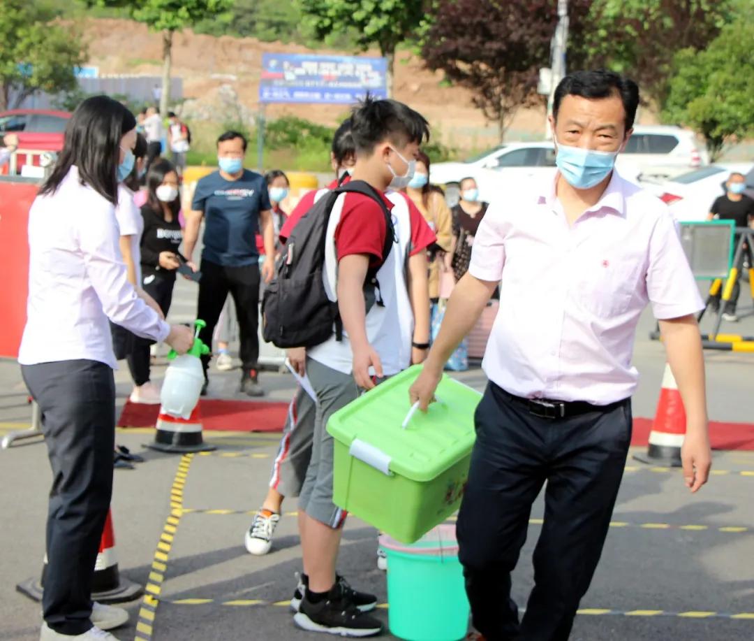 宜昌初中学生总人数,2023年宜昌市初三学生有多少人