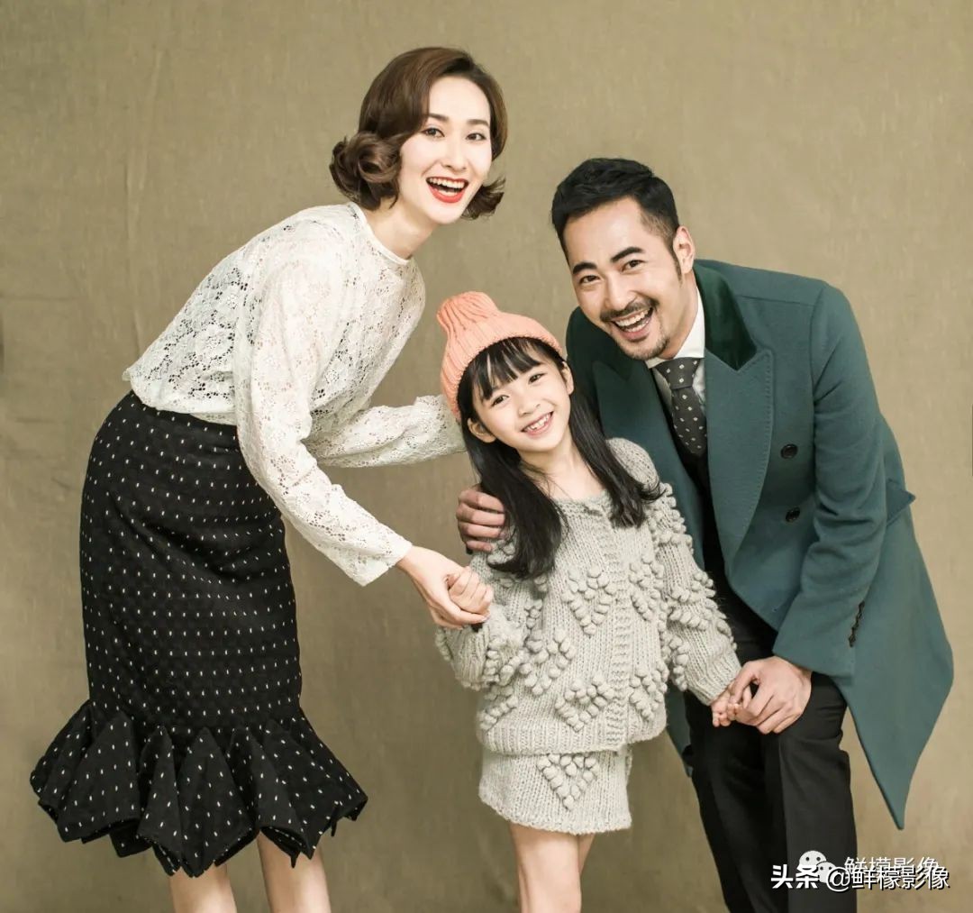 新春全家福拍摄技巧,全家福新年拍照姿势推荐