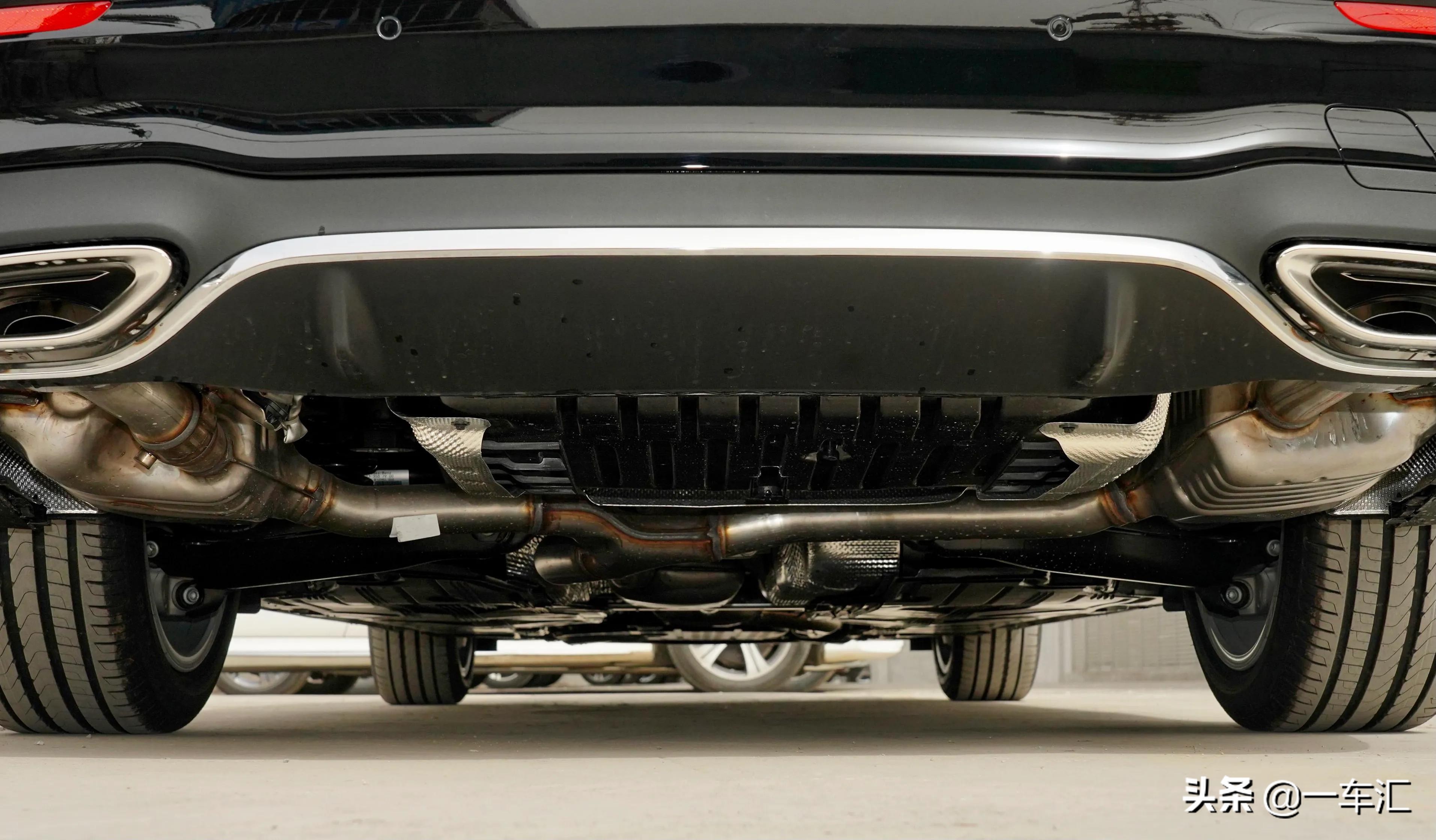 奔驰e级2016款e300l自动豪华型,奔驰e级2010款e300l