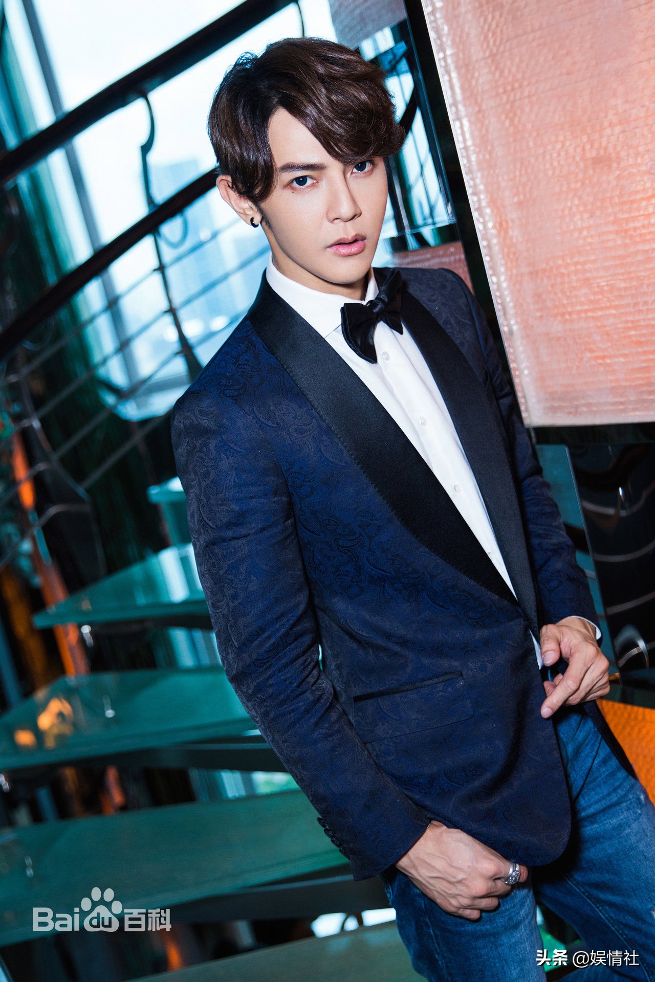 掌掴林心如,爱马仕当垃圾袋,我们每买一件阿迪都是给她送钱