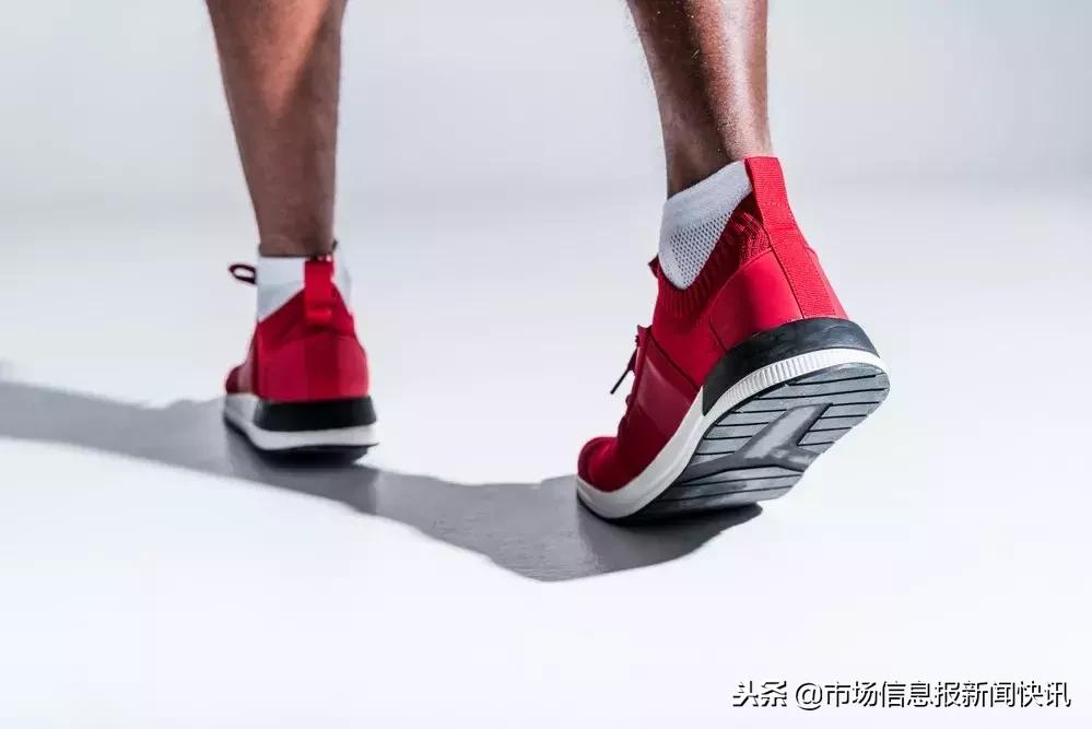 耐克、阿迪达斯、李宁、361度等运动鞋大PK看哪款更容易“掉底”