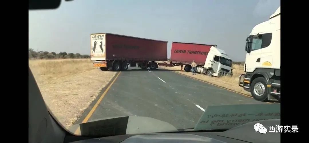 倒计时《流浪地球》,《流浪地球》二极简版