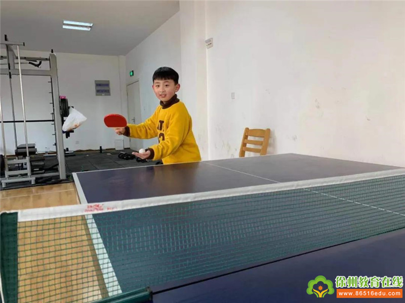 徐州市万科城民主小学体育教师,徐州市万科城民主小学五年级