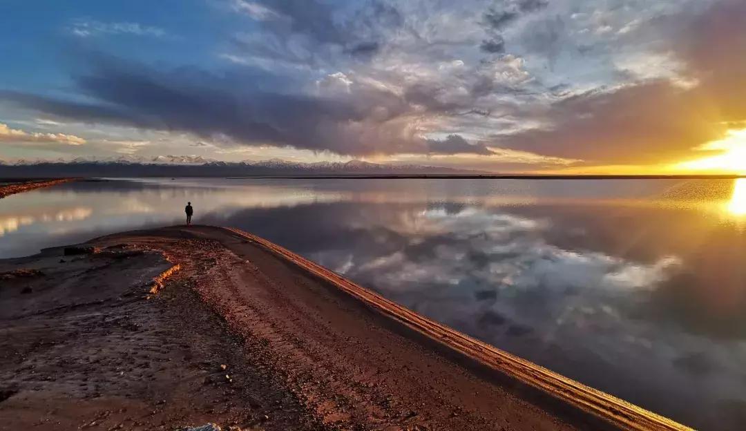深挖！青海西北角的一个小城，比青海湖更美，游人尚未涉足