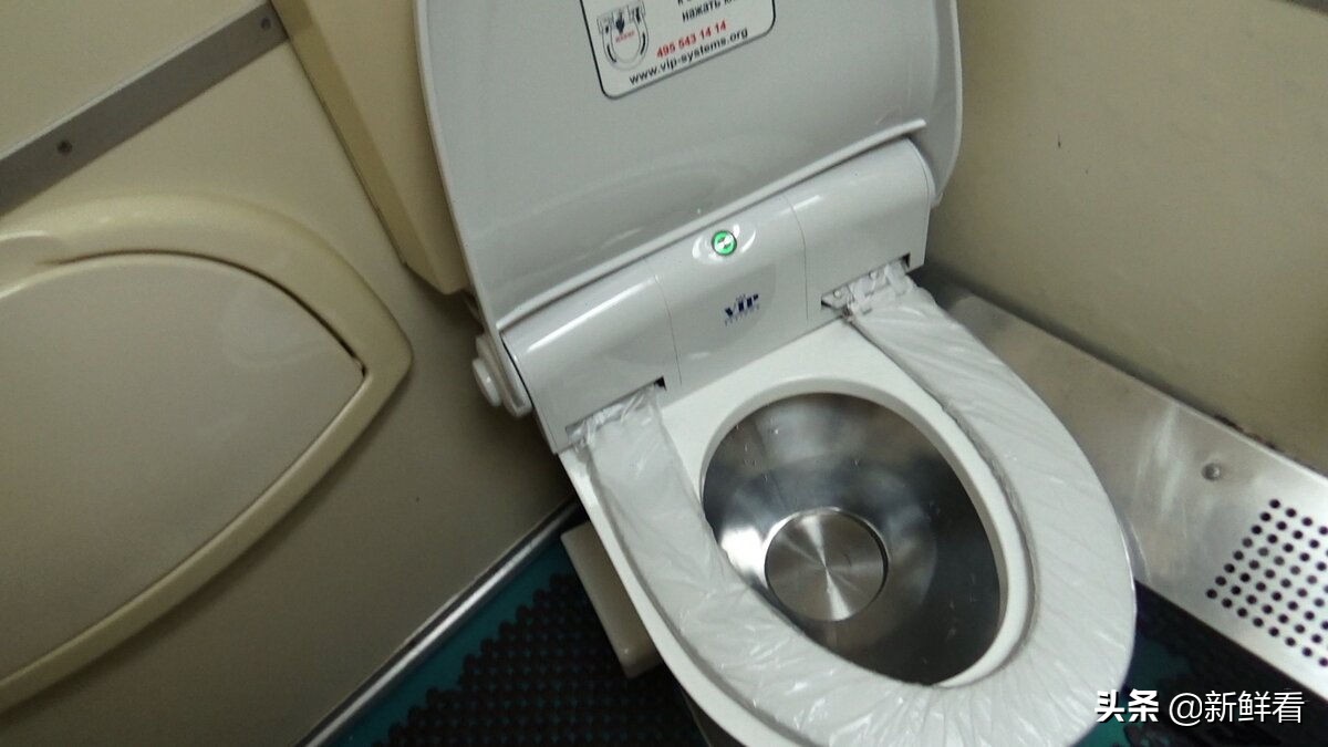 俄罗斯圣彼得堡火车卧铺,莫斯科到圣彼得堡的卧铺车厢怎样