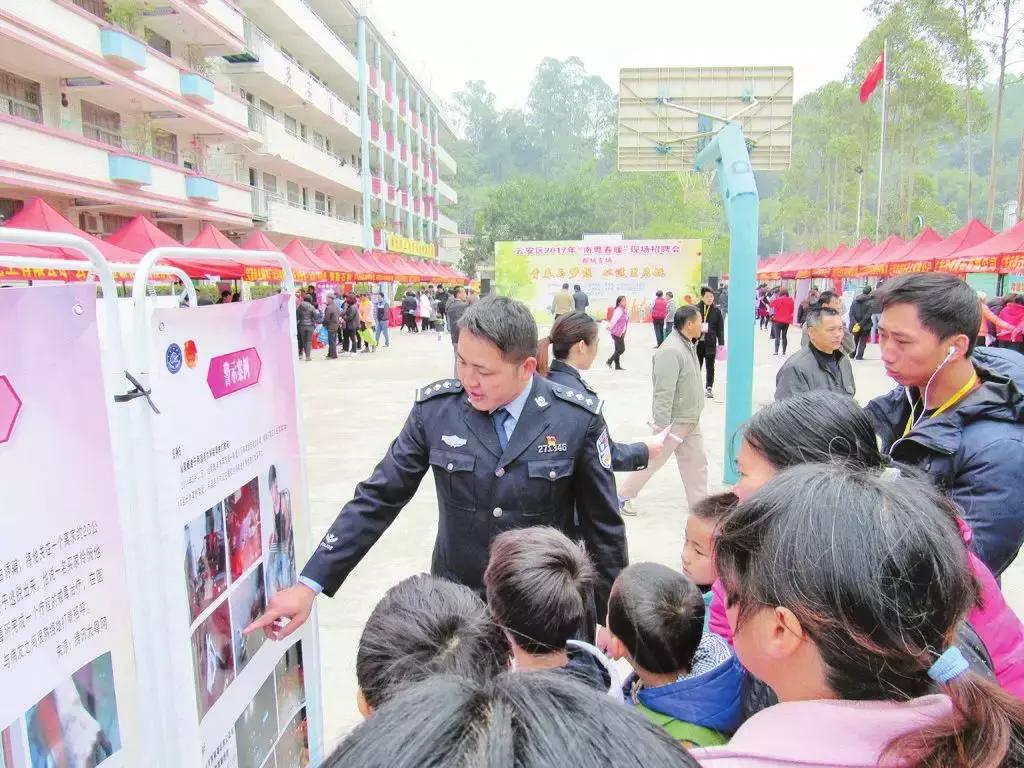 由镇变成县级市需要什么条件,由村镇升级为县市的地方