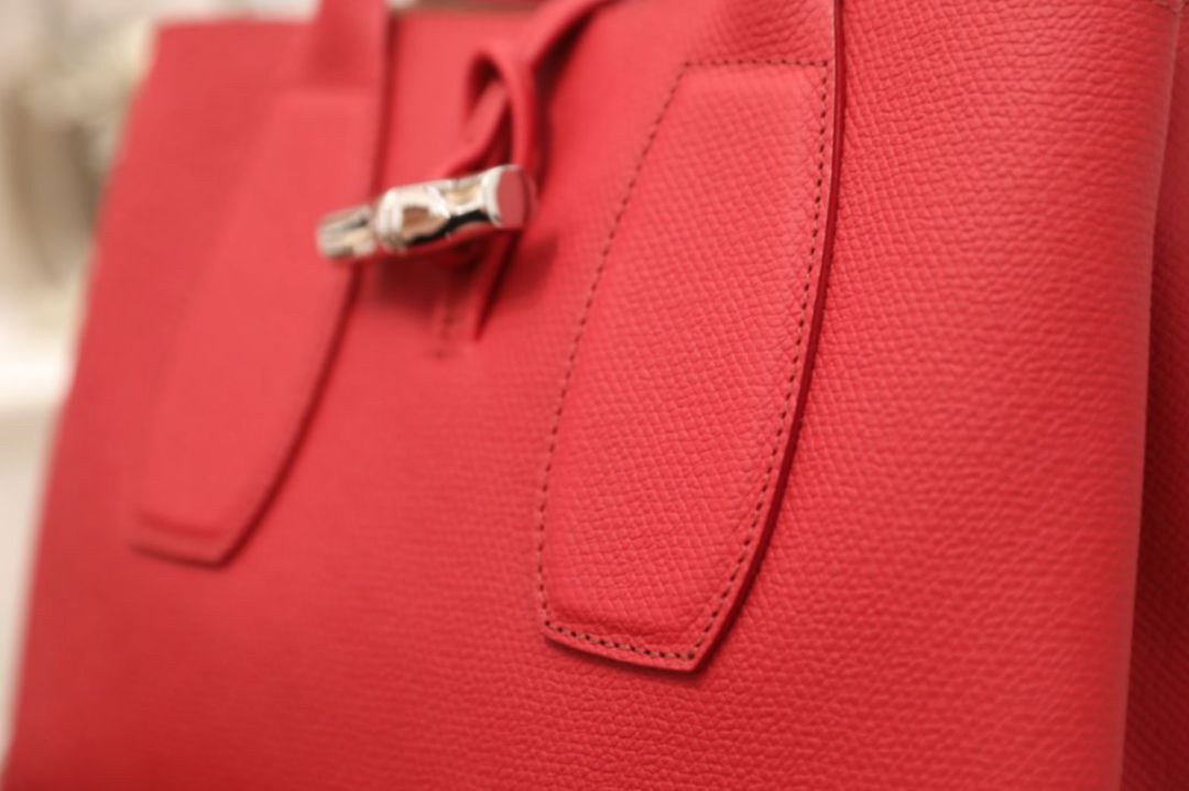 珑骧的包包怎么样好看吗,珑骧包包硬吗