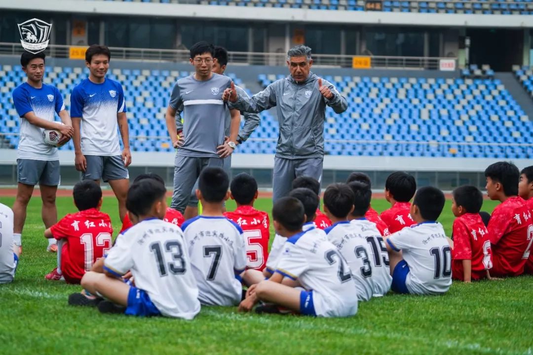 足球进中小学,足球进校园