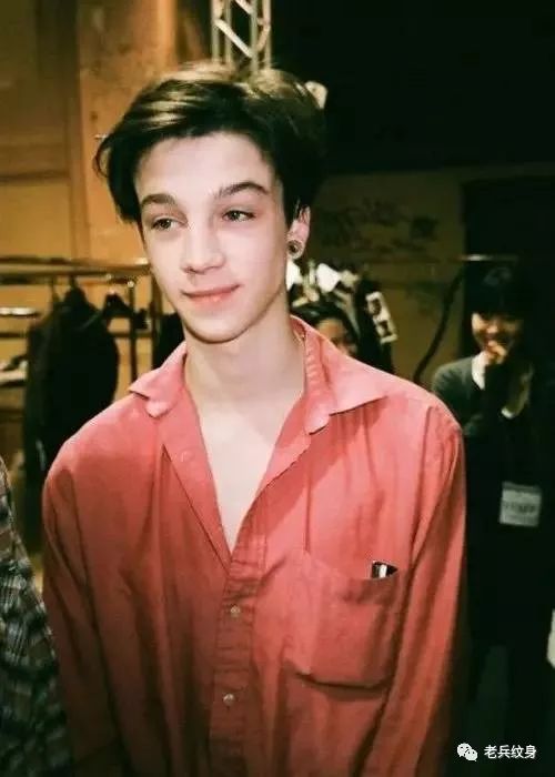 世界第一纹身模特,法国著名纹身模特