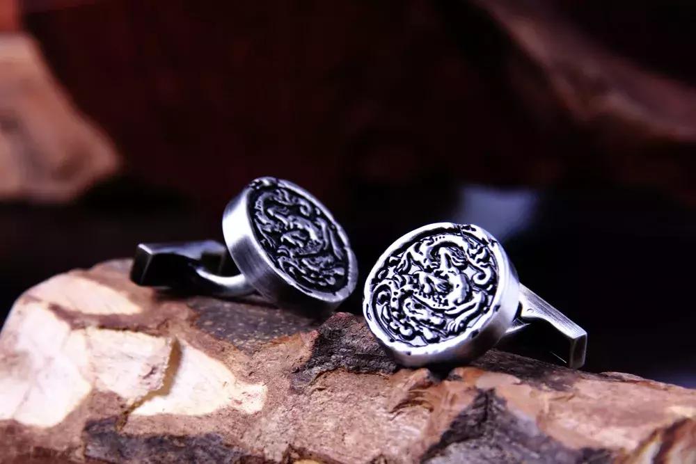 提升穿衣品味,提升衣着高级感