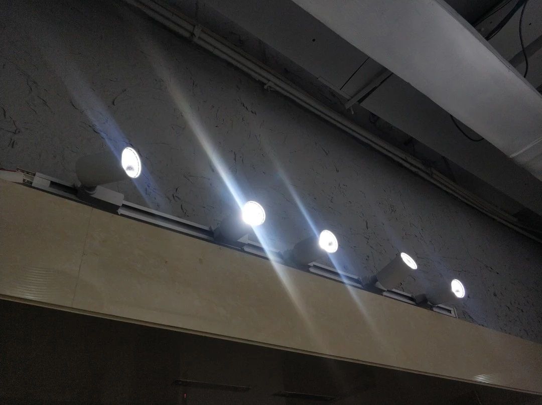 网上买灯需要向客服了解什么,销售和淘宝客服哪个有前途