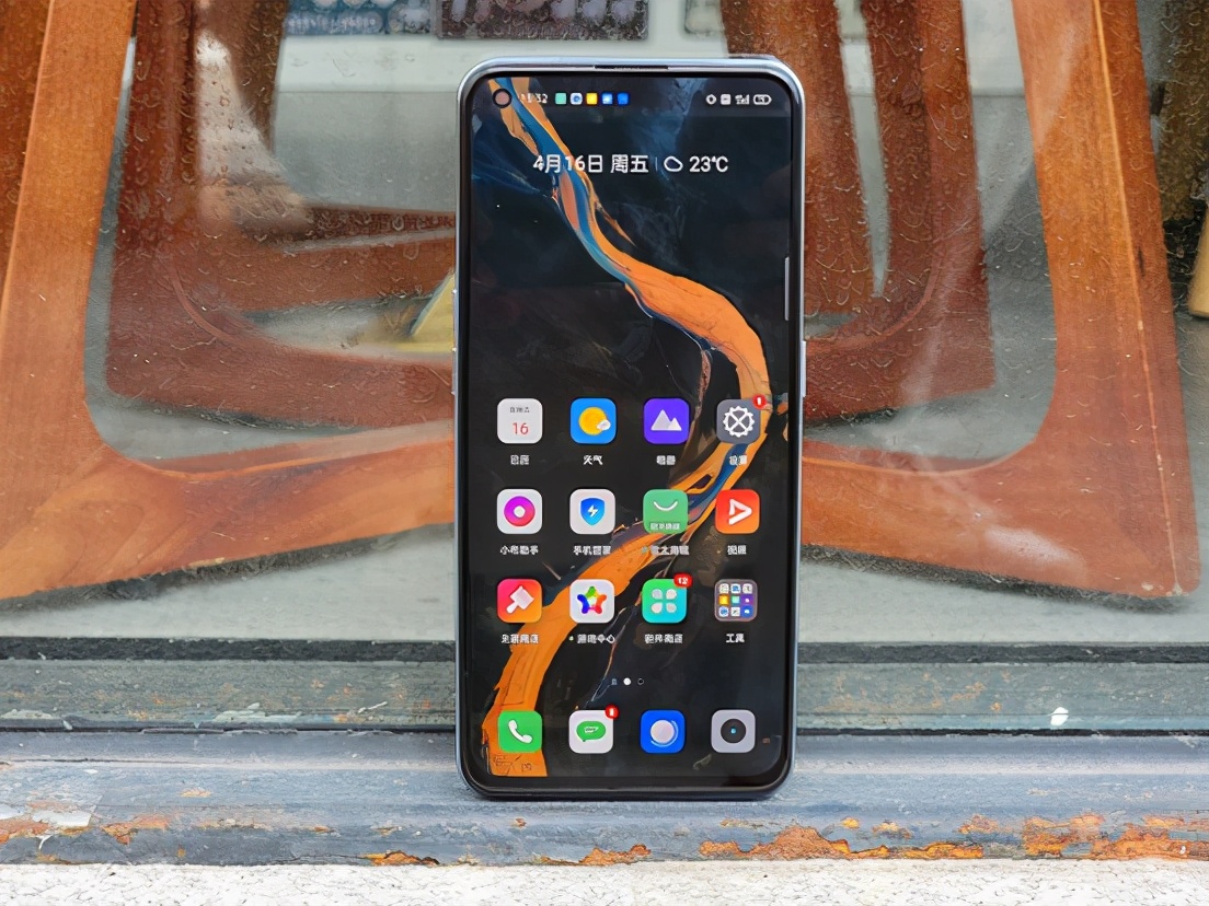 realmegt高配版值不值得买,realmegt是哪个牌子的