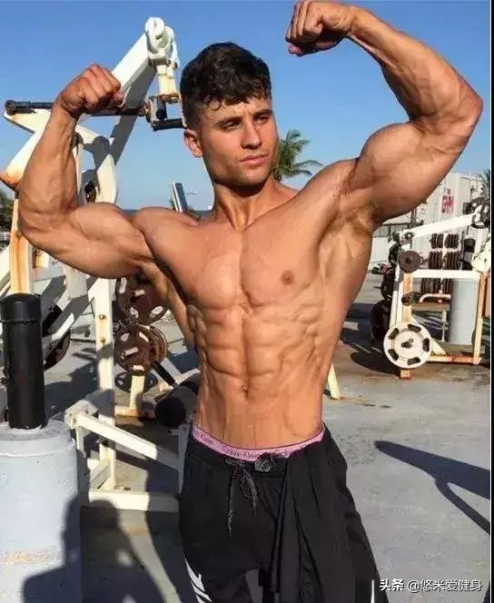 如何锻炼鲨鱼腹肌视频,七天练出小学生鲨鱼线腹肌