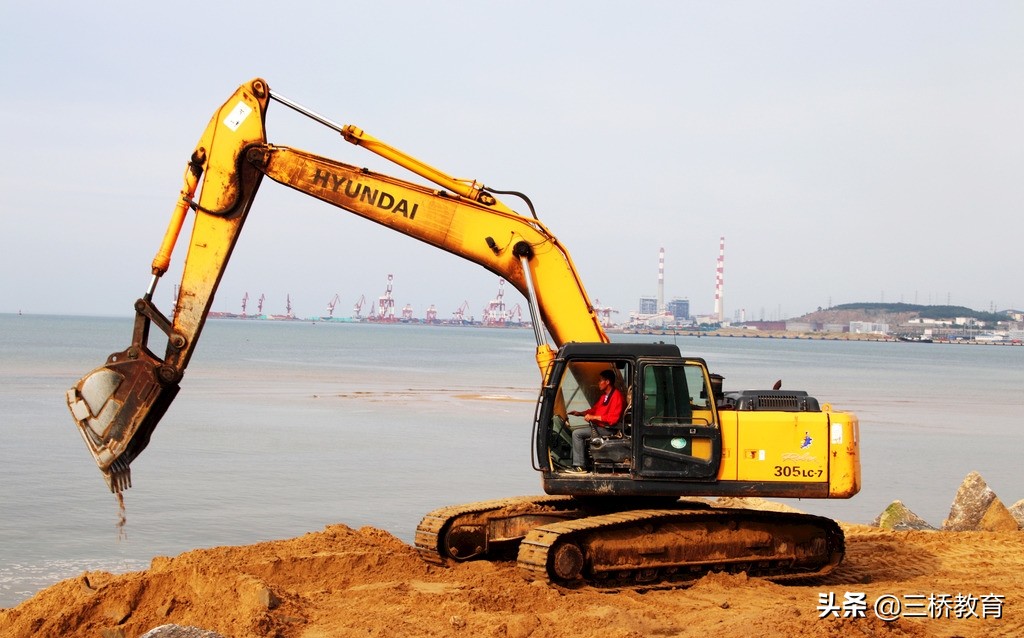 学挖掘机能赚钱,学挖掘机有工资嘛