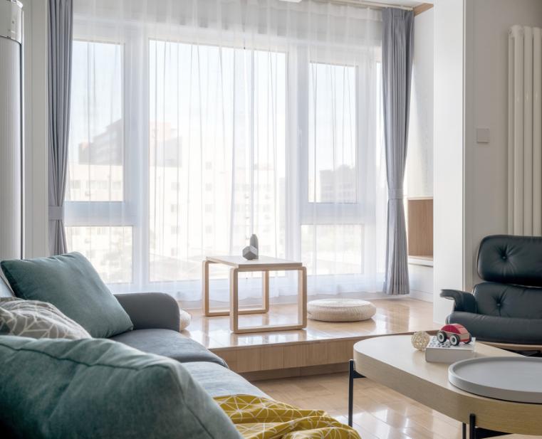 70平方小户型客厅阳台榻榻米装修,小户型卧室阳台榻榻米设计